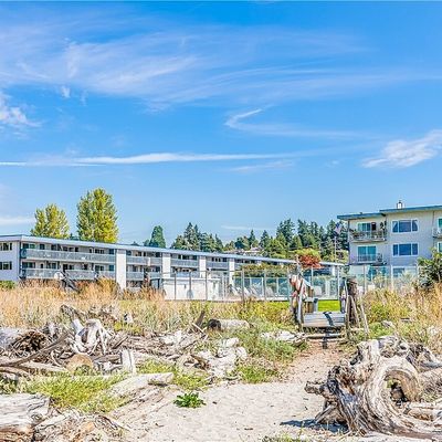 22995 Marine View Dr S #D204, Des Moines, WA 98198