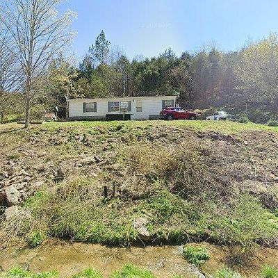 23 Lake Hollow Ln, Elmwood, TN 38560