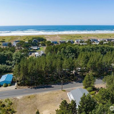 29536 I St, Ocean Park, WA 98640