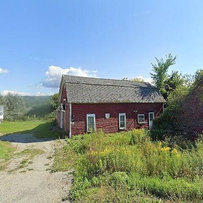 3 Lower Usle Rd, Barre, VT 05641