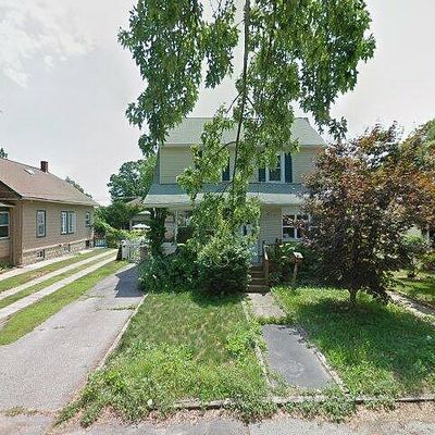 30 Woodbine St, Cranston, RI 02910