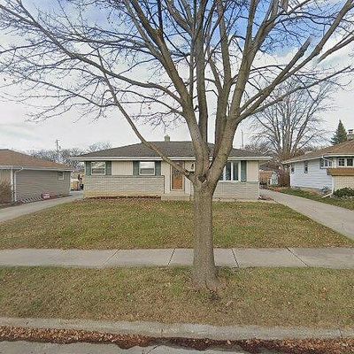 3026 E Wanda Ave, Cudahy, WI 53110