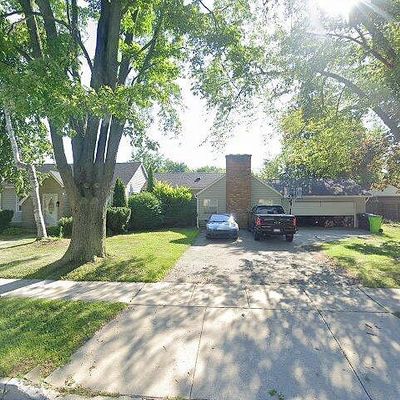 30330 Normal St, Roseville, MI 48066