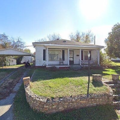 304 N Morgan St, Roxboro, NC 27573