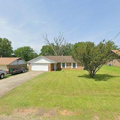 306 Denise Dr, Hallsville, TX 75650