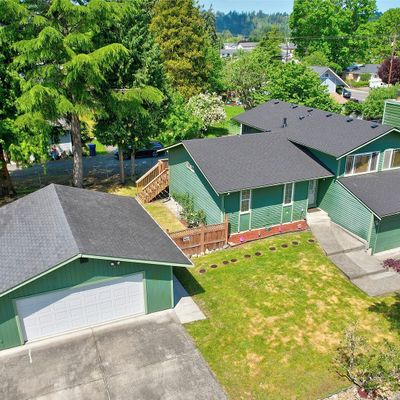 306 Pacific Ave S, Pacific, WA 98047