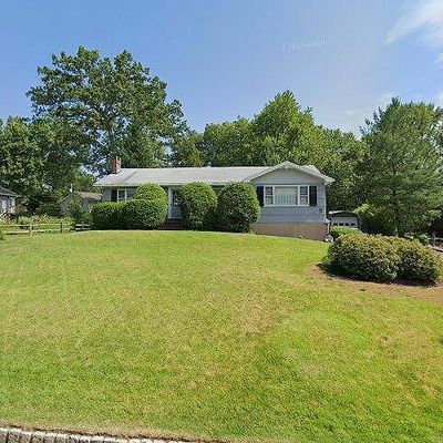 31 Knollwood Rd, Whippany, NJ 07981