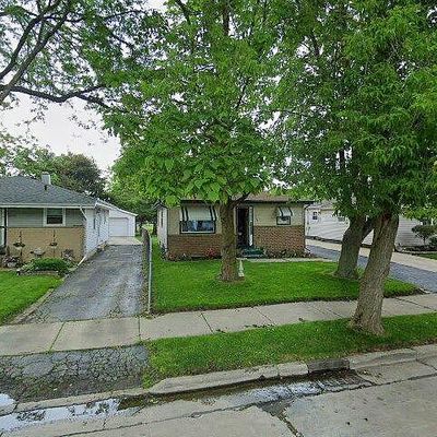 3129 Kearney Ave, Racine, WI 53403