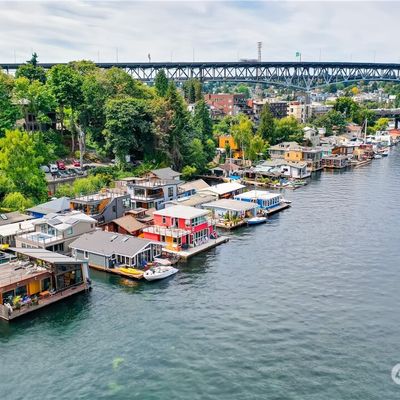 3146 Portage Bay Pl E #P, Seattle, WA 98102