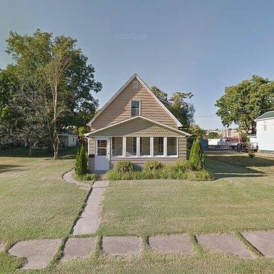 315 W Wood St, Hillsboro, IL 62049