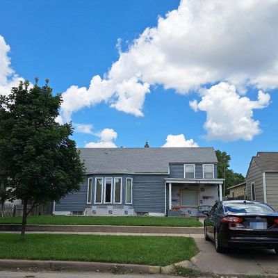 316 E 10 Th Ave, Hutchinson, KS 67501