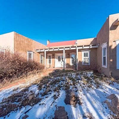 3172 Vista Sandia, Santa Fe, NM 87506