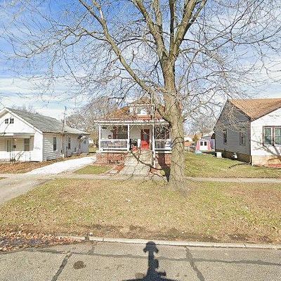 3232 Shelby Ave, Mattoon, IL 61938