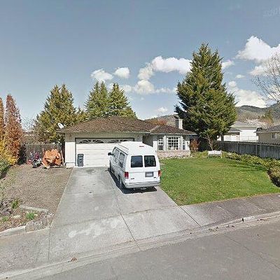 3287 Bryson Way, Medford, OR 97504