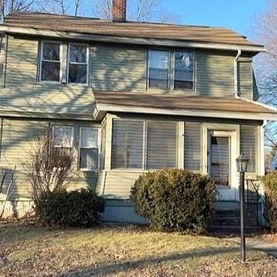 33 Athens St, Springfield, MA 01108