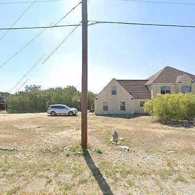 266 County Road 2751, Mico, TX 78056