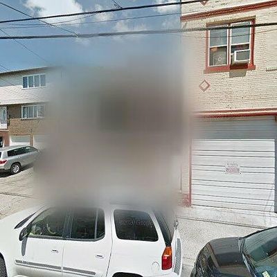 27 W 18 Th St, Bayonne, NJ 07002