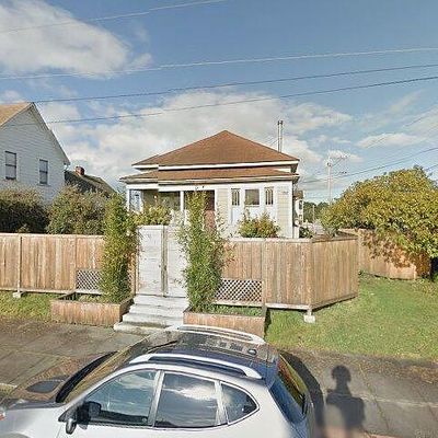 2706 B St, Eureka, CA 95501