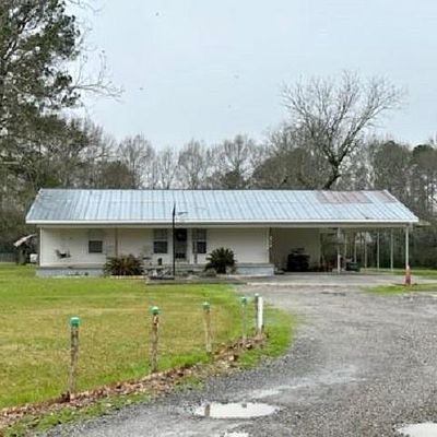 2739 N Cherokee Dr, Crowley, LA 70526