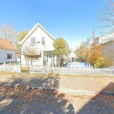 274 Central St, Manchester, NH 03103