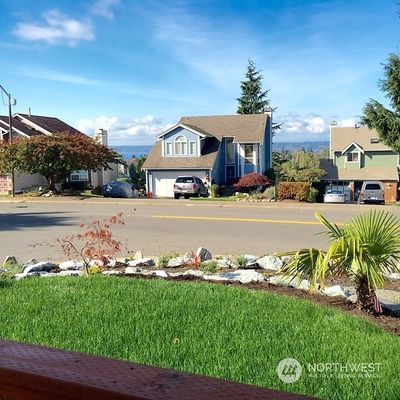 27840 25 Th Dr S, Federal Way, WA 98003