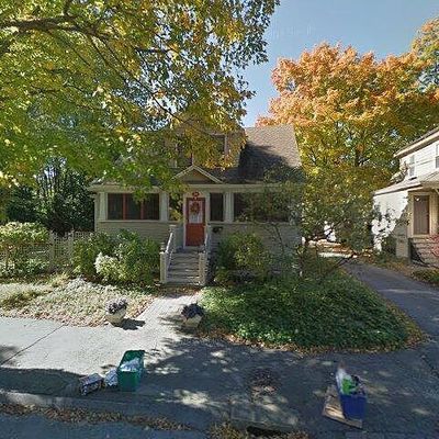 28 Grandview Ave, Worcester, MA 01603