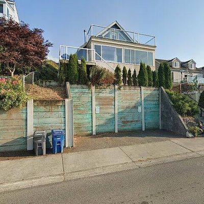 28422 Redondo Beach Dr S, Des Moines, WA 98198