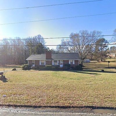 3648 Beeson Dairy Rd, Winston Salem, NC 27105