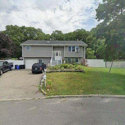 37 Circle E Dr, Patchogue, NY 11772