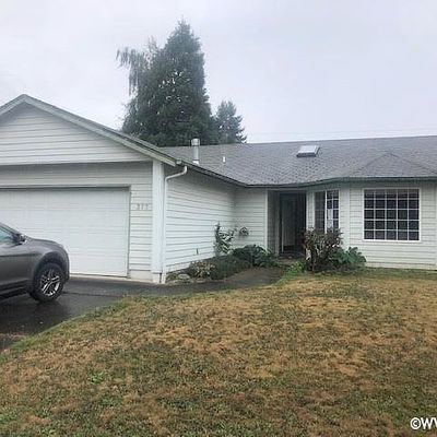 377 Burma Ct Ne, Salem, OR 97301