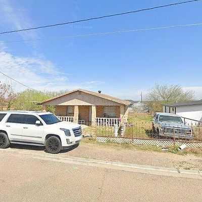 378 Gonzalez St, Zapata, TX 78076