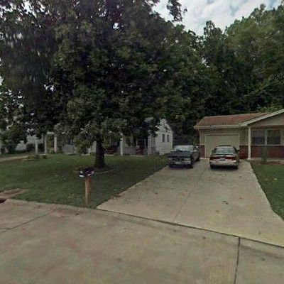 38 Churchill Downs Dr, Saint Peters, MO 63376