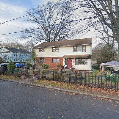 38 Van Valkenburgh Ave, Bergenfield, NJ 07621