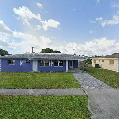 381 W 32 Nd St, Riviera Beach, FL 33404