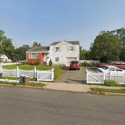 391 Washington Ave, Roosevelt, NY 11575