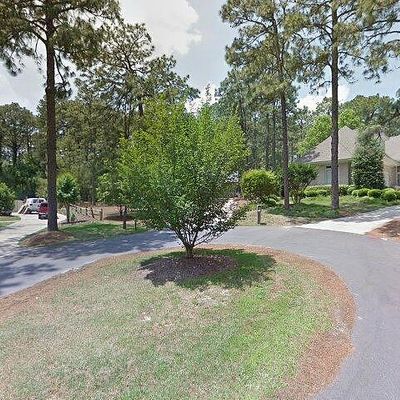 4 Holly Knl, Pinehurst, NC 28374