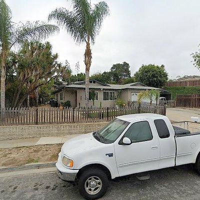 4009 Thomas St, Oceanside, CA 92056