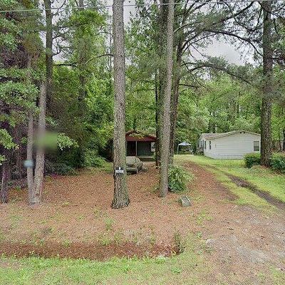 401 Croom Rd, Maxton, NC 28364