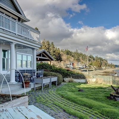 4042 Rockaway Beach Rd Ne, Bainbridge Island, WA 98110