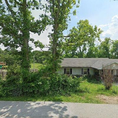 405 Curry Ave, Ava, MO 65608