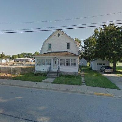 406 E State St, Botkins, OH 45306