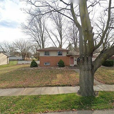 33449 Pardo St, Garden City, MI 48135