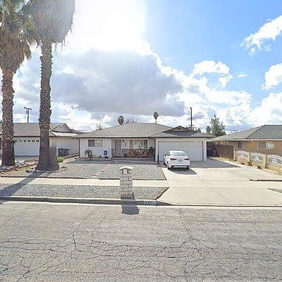 335 W Mayberry Ave, Hemet, CA 92543