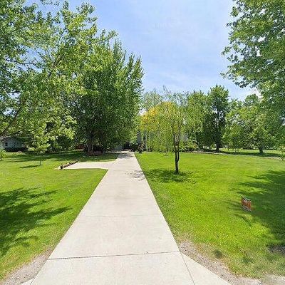 34375 Willow Rd, New Boston, MI 48164