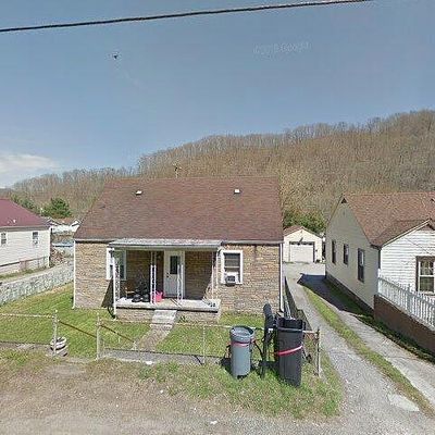 3488 Old Logan Rd, Logan, WV 25601