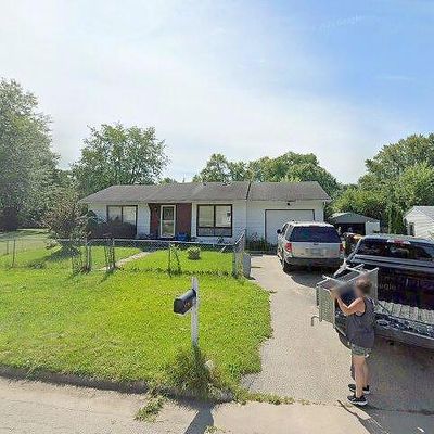 35 Wilshire Blvd, Machesney Park, IL 61115