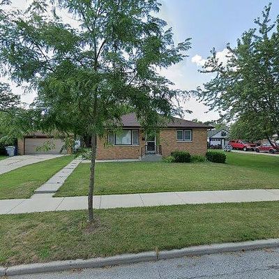 3563 S 82 Nd St, Milwaukee, WI 53220