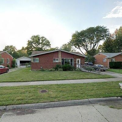 35723 Strathcona St, Clinton Township, MI 48035