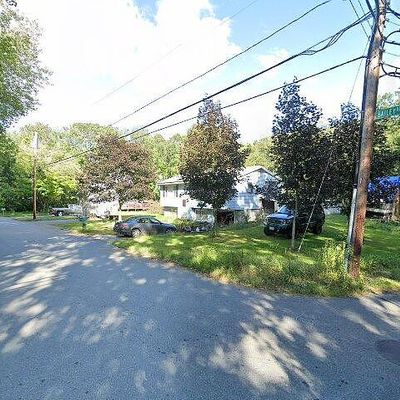 5 Bailey Rd, Dracut, MA 01826