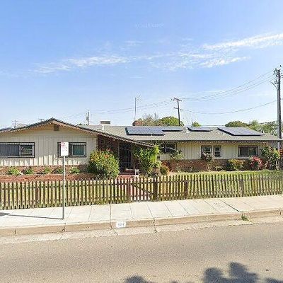 505 W Olive Ave, Madera, CA 93637